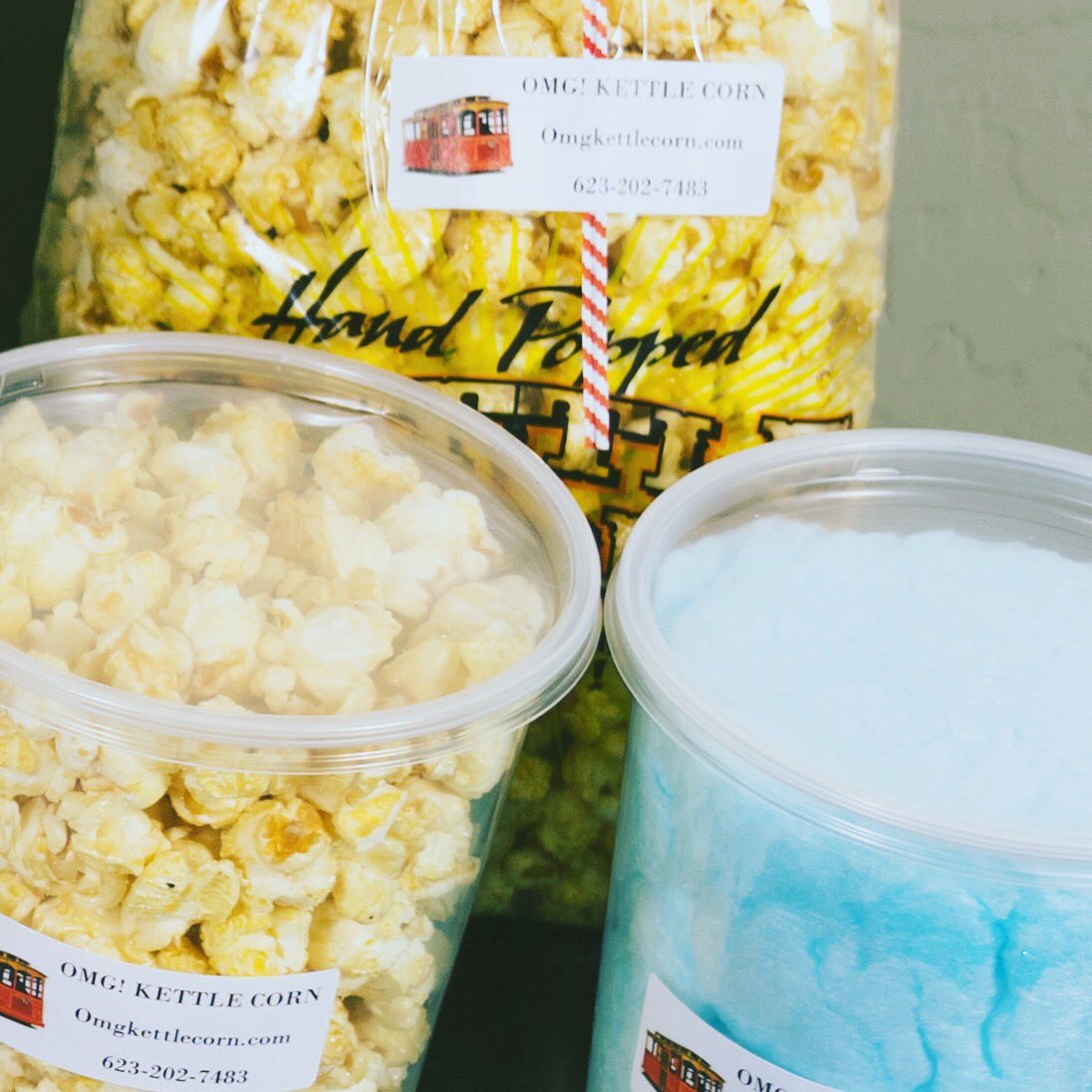 OMG_KettleCorn's tweet photo. Thank god it’s Friday am I right?! Enjoy some alone time with a bag of OMG! Kettle Corn!  Come visit us at @phxpremoutlets in between Michael Kors and Banana Republic!! 📺🍿 https://t.co/VhCYtUZUo5