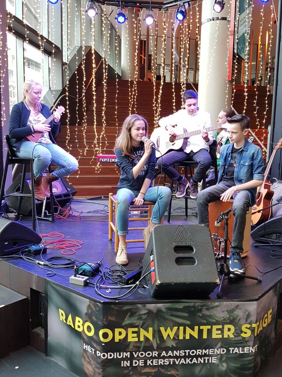 backstage987's tweet photo. Backstage is zondag weer met zeven acts in Tivoli Vredenburg. Er is ook een act van VoiceworkX!Begint om 13:00. Komen hoor, gezellig! https://t.co/eDcVOoWBsD