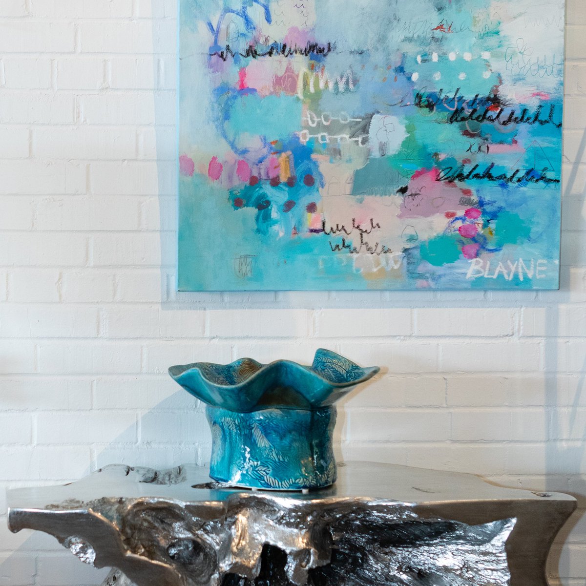 shopmodernique's tweet photo. Redefining the #winter blues one chic #Modernique piece at a time!

Shop our full line of artwork, here: https://t.co/tSThiYtNCN. #howwemodernique https://t.co/UIg4KyqEXU