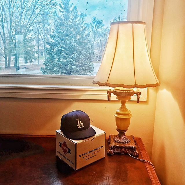 Drophatfresh's tweet photo. Patiently waiting for baseball ⚾️
🧢
🧢
🧢
🧢
#fresh #drophatfresh #subscribe #subscriptionbox #subscriptionboxes #subscriptionservice #subscriptionaddiction #friday #fridaymood #monthlybox #quarterlybox #mysterybox #monthlyboxsubscription #la #losangele… https://t.co/co5HeGKbr4 https://t.co/SCfeRcWpX8