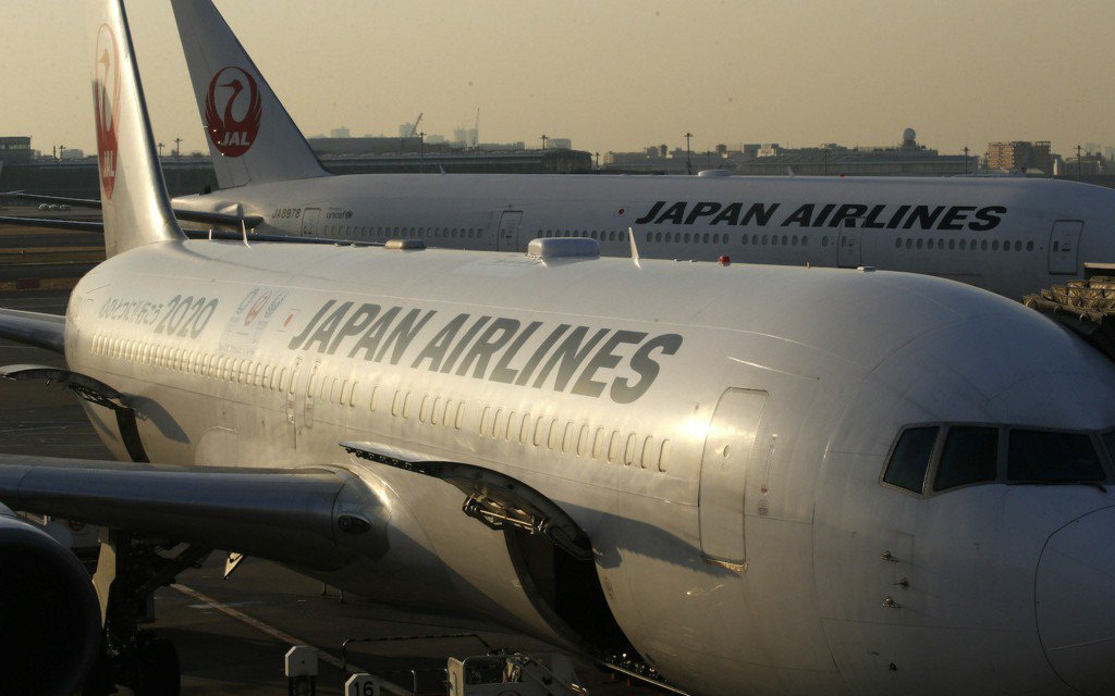 TravelLeisure's tweet photo. Japan Airlines asks employees to stop drinking alcohol for the rest of 2018 https://t.co/hOoFJIMj7L https://t.co/i17o2V9yyj