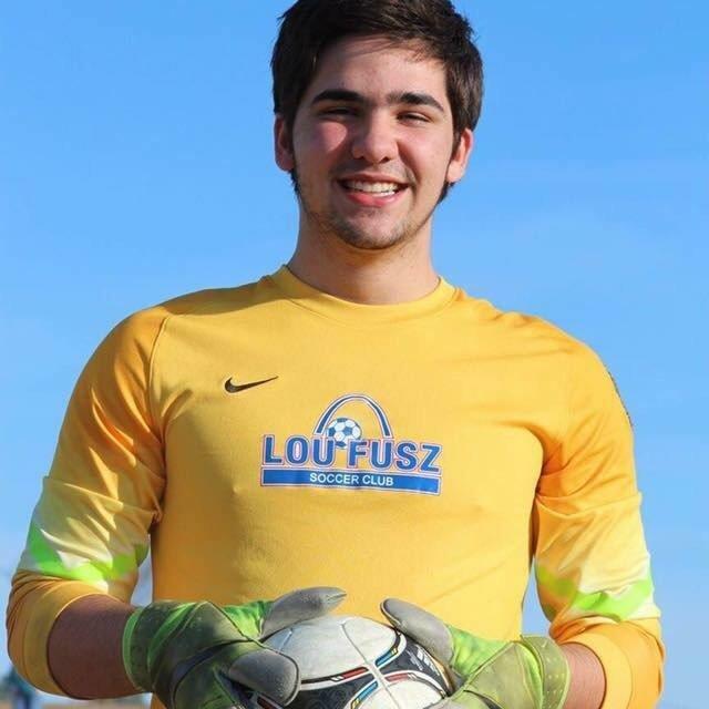 DKMS_us's tweet photo. A #bonemarrowdonor can give 17-year-old Wil the chance to win his fight against leukemia. Be the one that gives Wil a chance to get back on the field: https://t.co/ggs3bJNsvc https://t.co/vIuJzWWPXj
