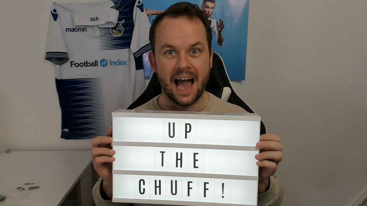 Chuffsters's tweet photo. I reckon I can get at least 100 tweets out of this... #1! 🤣🤣🤣
Remember tomorrow night's stream 7:30pm UK time... we'll play some more Top Trump Packs for gifted subs!
#FIFA19 #FUT #Twitch #upthechuff #supportsmallstreamers
https://t.co/vms5RArd3w https://t.co/Wg4Q21yQYD