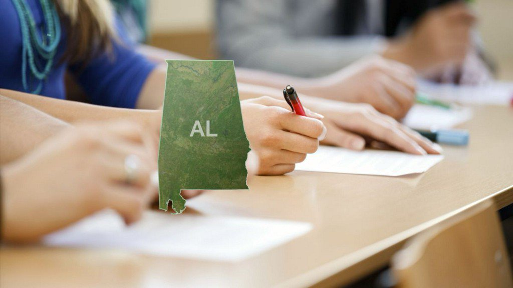 WVTM13's tweet photo. Alabama's Dept. of Education releases state report card https://t.co/jPkbaS37bz https://t.co/weiiEblgcL