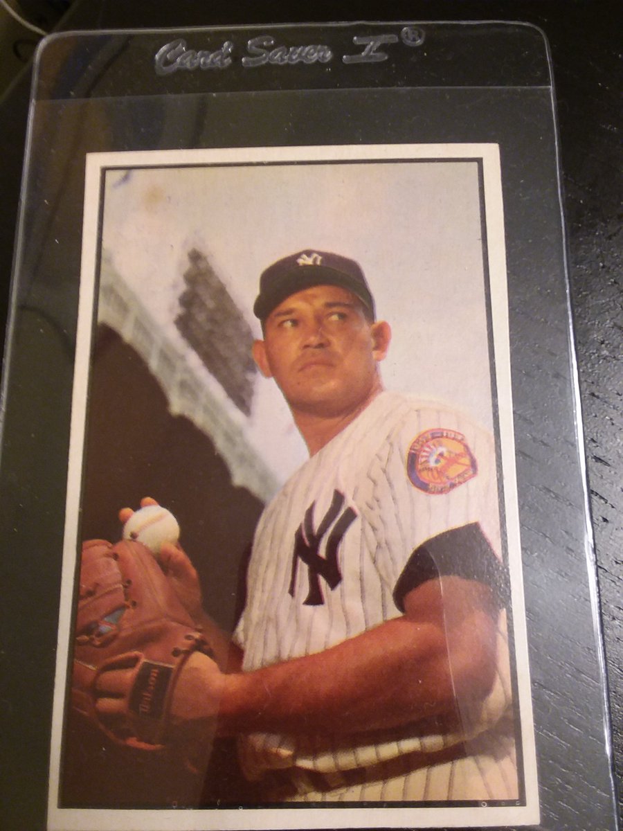 delspacefranco's tweet photo. Best Christmas present #AllieReynolds #53BowmanColor
Check out that colorful patch on his sleeve! When these were taken, the Yanks were full-time defending champs! How cool is this? https://t.co/OJW8a4IdCp