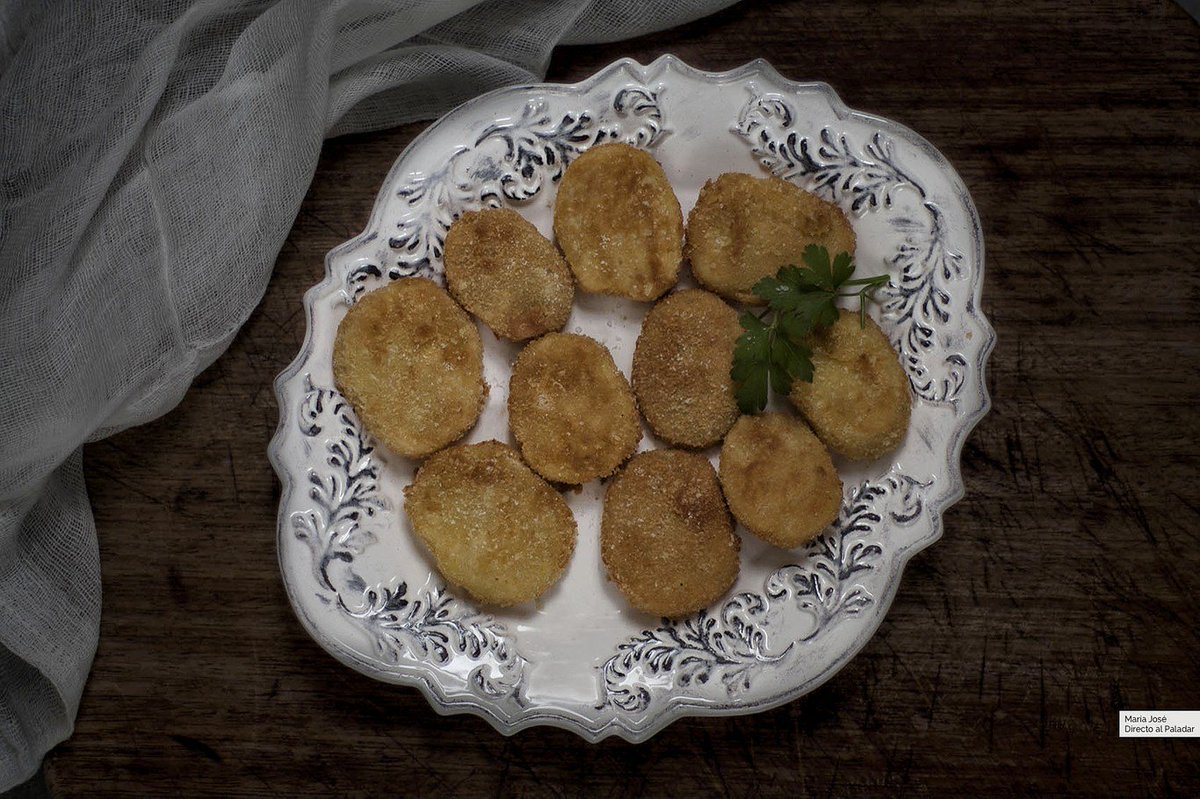 Patatas en casaca: #receta ibicenca de guarnición para vuestros platos de Navidad directoalpaladar.com/recetas-de-sal… Vía <a href="/directopaladar/">DAP</a>