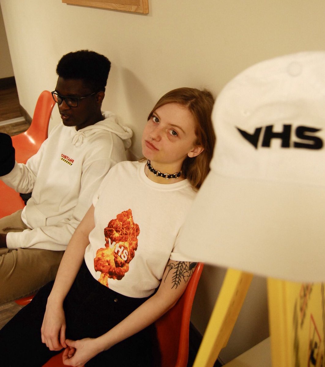 VHS F/W LOOKBOOK
ISSUE 002 

THESE ITEMS AND MORE AVAILABLE 12/30 
12 PM EST 
vhsroom.com