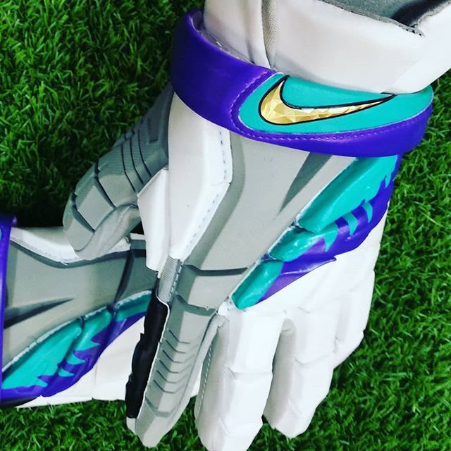 ASClacrosse's tweet photo. Winner, Winner, Winner!  @igottherice you've won the Nike Vapor Elite gloves.  Dakota please DM us your address info so we can ship you your winnings!
Don't be sad you did not win.  Please give us a follow as more to come before the year ends!  @asclacro… https://t.co/YAB1UNhFQK https://t.co/bfQ7CT7nwm