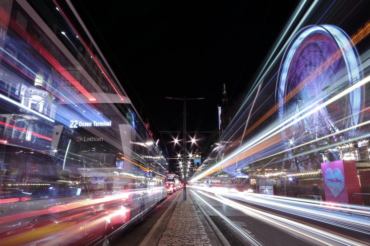 MrGGaw's tweet photo. Lots of long exposure light trails this evening in #Edinburgh. It's good fun photographing @Edxmas and @on_lothianbuses on Princes Street. Looking forward to the @edhogmanay events coming up soon. #LongExposure #Photography #ChairOPlanes #ScotlandIsNow #ScotSpirit https://t.co/htlGHsgHqW