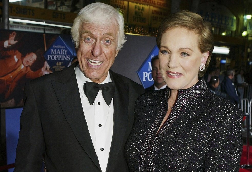 giulia 🌸 tweet media