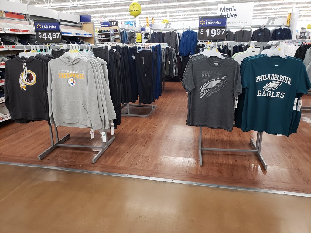 Russellmania621's tweet photo. Am I in Pennsylvania or Fredericksburg, Virginia & what used to be #Redskins country? #Steelers #Eagles #Bruceeeee https://t.co/Inhbl8ELN6