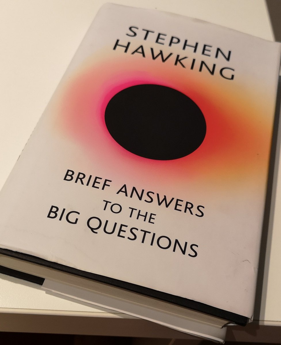 I read his first book, now finished his last. What an extraordinary, modest and humorous person!

#Hawkings #Genius