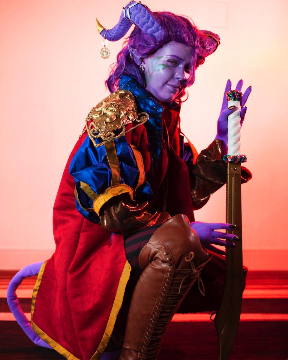 Featured image of post Mollymauk Cosplay Coat I was trying so hard to be quiet cause my partner and roomie were asleep xd i work nights and stayed up to go get this criticalrole dnd mollymauk