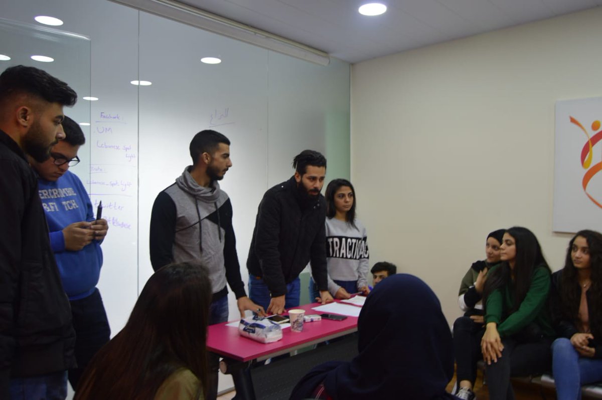 lb_spotlight's tweet photo. ورشة عمل حول التواصل والنزاع.
#LebaneseSpotlight #LSL #Workshop #لبنان #Lebanon #بيروت #Beirut #Team #Family #Leaders #LiveLoveLSL #LongLiveLSL #Love #Friends #fun #communications https://t.co/5IumlCUCaO