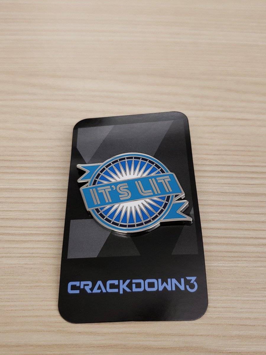Who doesn't love #FreeStuffFriday? If you would like a chance to win one of these limited edition #crackdown3 pins simply retweet and like this post and you're all set. Winner will be chosen at random on 01/04/19 at 11am. #stepupyourboom #microsoftstudios #cd3