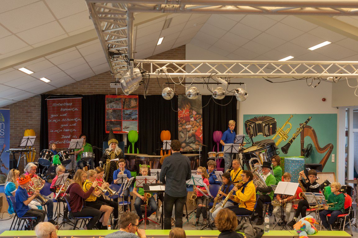 Welke dirigent (in opleiding) komt er muziek en plezier maken met ons opleidingsorkest? emergo.org/gezocht-dirige… #dirigent #vacature #fanfare