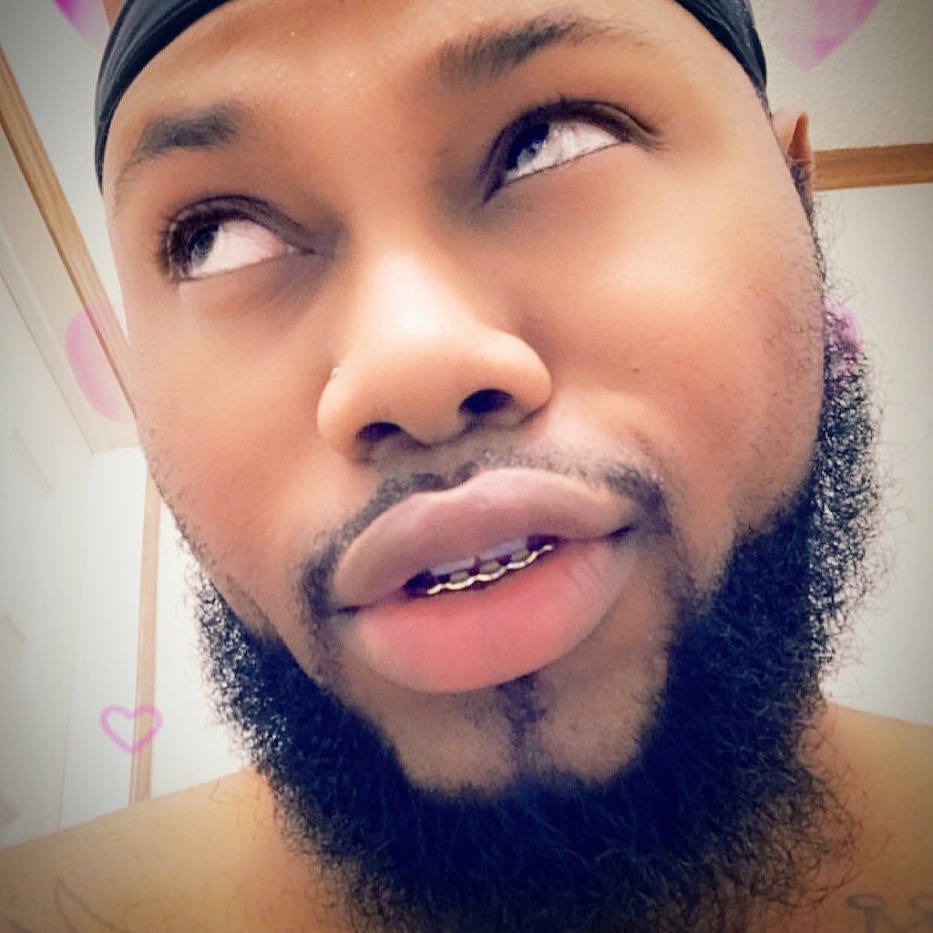 itsxBAMMIE's tweet image. 💋 #lostfile