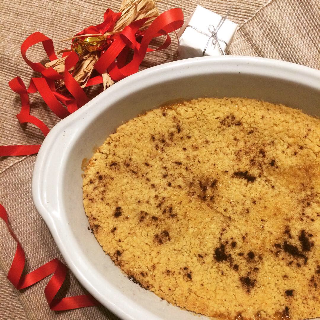boekankoki's tweet photo. J’ai fermé l’année 2018 avec la recette d’Apple Crumble qui inspirer par @bbcgoodfood 
C’est définitivement n’est pas ma dernière cuisine en 2018, mais c’est la dernière recette que je partage avec vous sur https://t.co/w1GnUmY3D7 ou https://t.co/VxUyNaiCfM (en)
#boekankoki https://t.co/QIq5aVKhOq