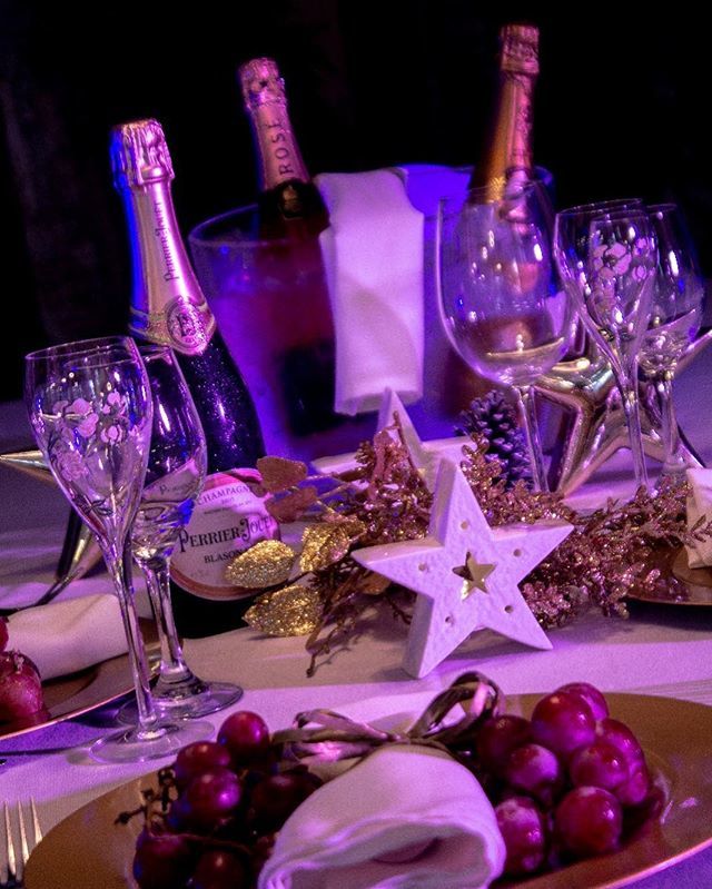 Esta puede ser tu vista para recibir el 2019

Recibe el 2019 en la fiesta más exclusiva del año en Pearl Beach Club. 
Este 31 de diciembre, disfruta de nuestra exquisita cena de gala de 5 tiempos, música en vivo, DJ Live Session, show de luces, y una noc… bit.ly/2AkAcrf