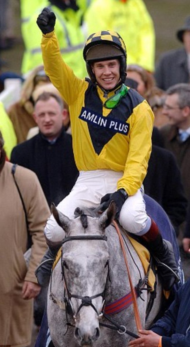 MCYeeehaaa's tweet photo. OBE for @dickyjohnson77. Some recognitions leave you scratching your head. This one does not. A champion. Totally dedicated. Top bloke. Credit to his sport. Enough said. Deserved. Have a Yeeehaaa! 🏇😎 https://t.co/n0iartIL8y