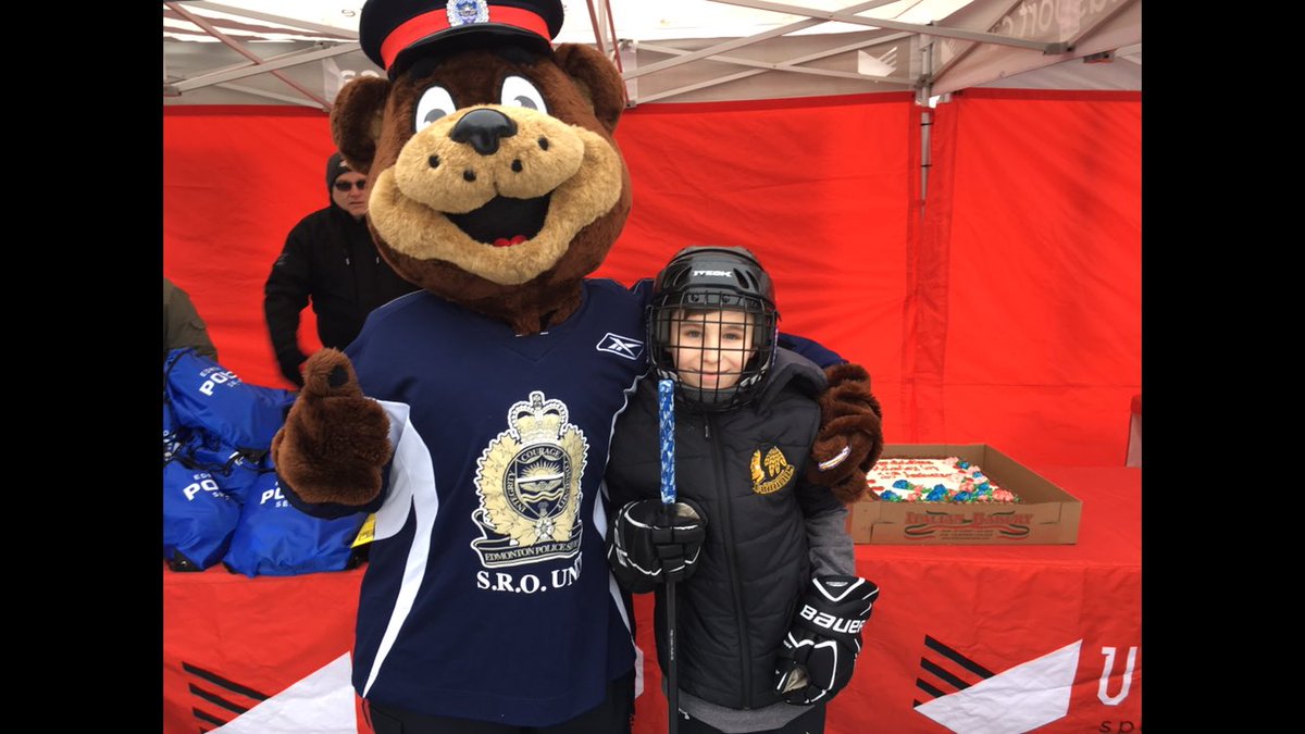 Such an amazing day at the 10th Anniversary #McCauleyCup Thanks to @edmontonpolice @Unitedsport1928 and the numerous volunteers. #yeg #yegpolice #CopsAndKids