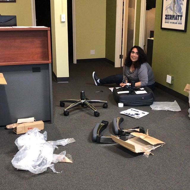 atomicguys's tweet photo. Working through the Holidays! Lucy building a new chair for her office.  Some people shoot, some people edit, and others do everything. Happy New Chair!
.
.
.
#atomicproductions 
#atomicproductionsinc
#chairbuilding101 
#WheresRodrigo
#nohelp
#videoprodu… https://t.co/grFIv9UTKp https://t.co/aeuon0xes5