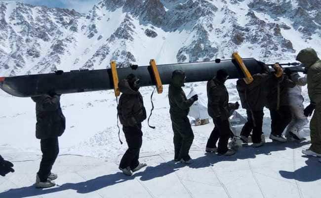 JUSTHELICOPTERS's tweet photo. Army's Spectacular Recovery Of Helicopter Stuck At 18,000 Feet. See Pics https://t.co/UtMDygpzdB #Army #Helicopter #Pilot #Glaicer https://t.co/3WTCMXWrYc