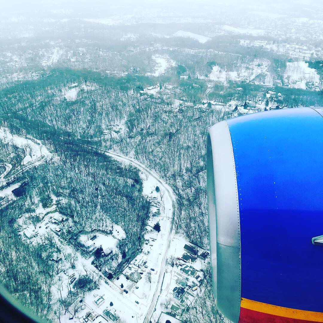 HatchDebbie0's tweet photo. Welcome home.  16 degrees, snowing and wind gusts 20-30 mph. https://t.co/ulg3bi7kU4