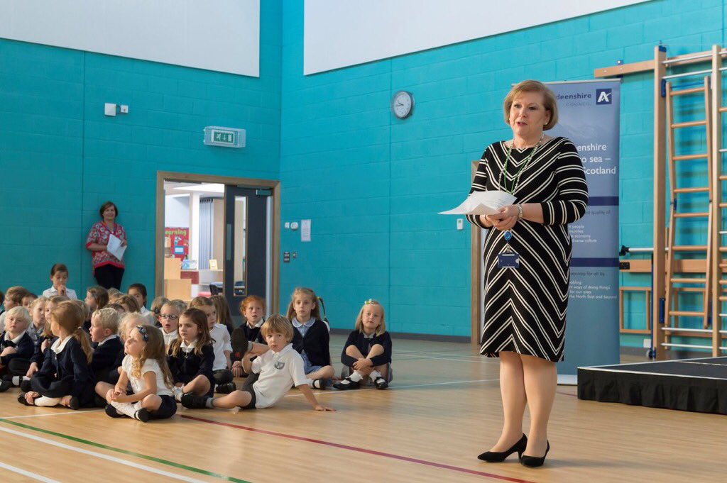 So proud to see Maria Walker recognised with an OBE in the New Years Honours for services for education. A well deserved acolade for an inspiring leader who has made such a huge difference to the lives of so many young people. #NewYearsHonoursList