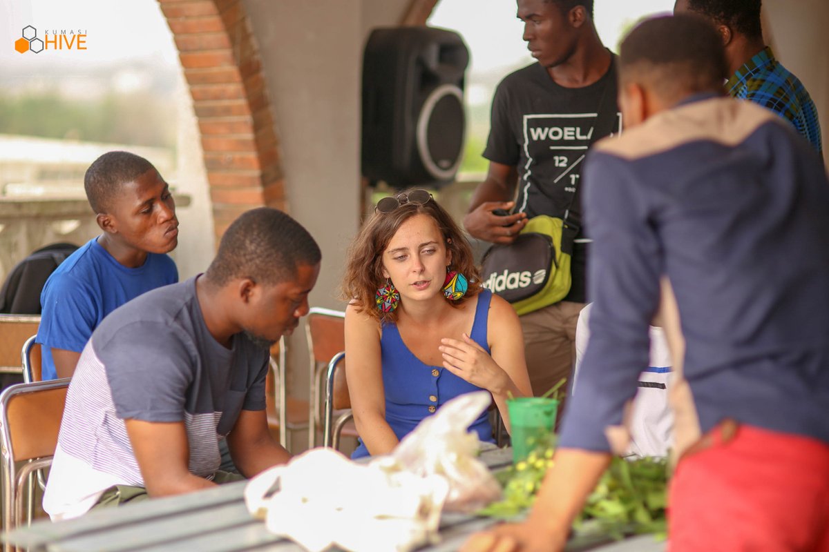 KumasiHive's tweet image. representative Willy G. Mboukem and ended with #GirlBoss interactive session. The day ended on a high. Tomorrow promises to be awesome...

We'd keep you updated!

#KumasiHive #Woelab #BootWoeCamp #Blolab #BabyLab #Donilab #DiogoVaz #GirlBoss #TechFair #BioInstrument