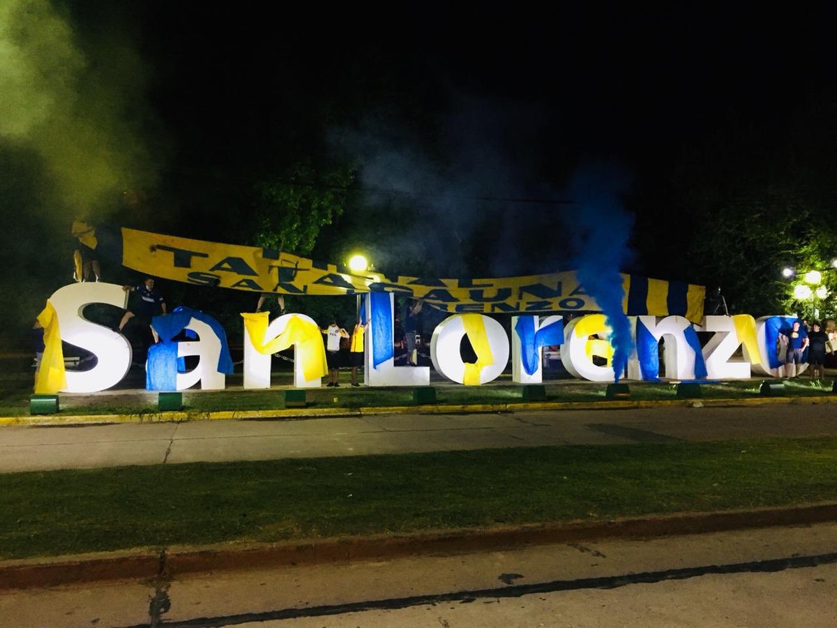 GuryDCM's tweet photo. Fiesta.Carnaval.Amor.Pueblo.Pasión.Locura.Alegría. Somos todo. Somos la ciudad. Histórica y Canalla! La Familia de Central! #RosarioCentral #CARC #DistintoATodos https://t.co/PSVXpUXf3R