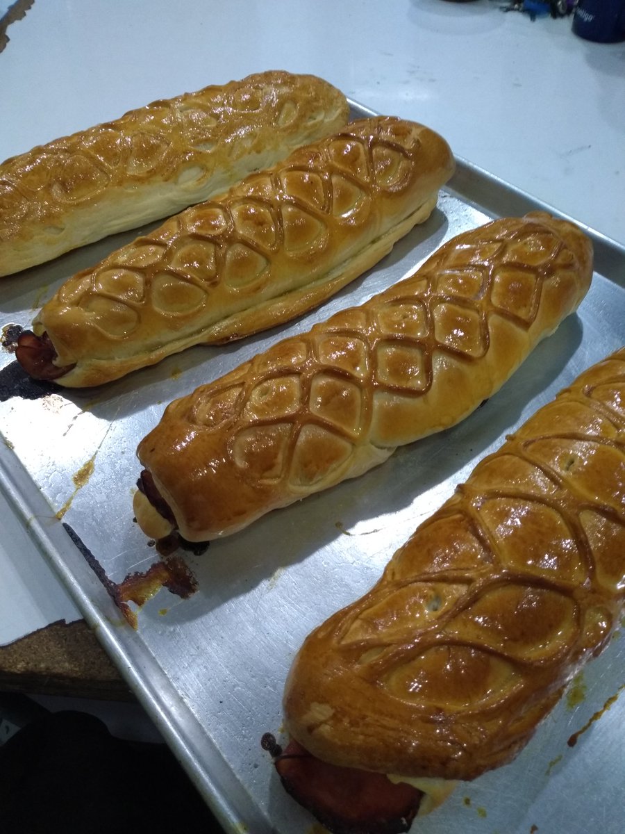 <a href="/PANA_dero/">Juan Carlos Bruzual</a> Saliendo del horno pan de jamón mása tradicional