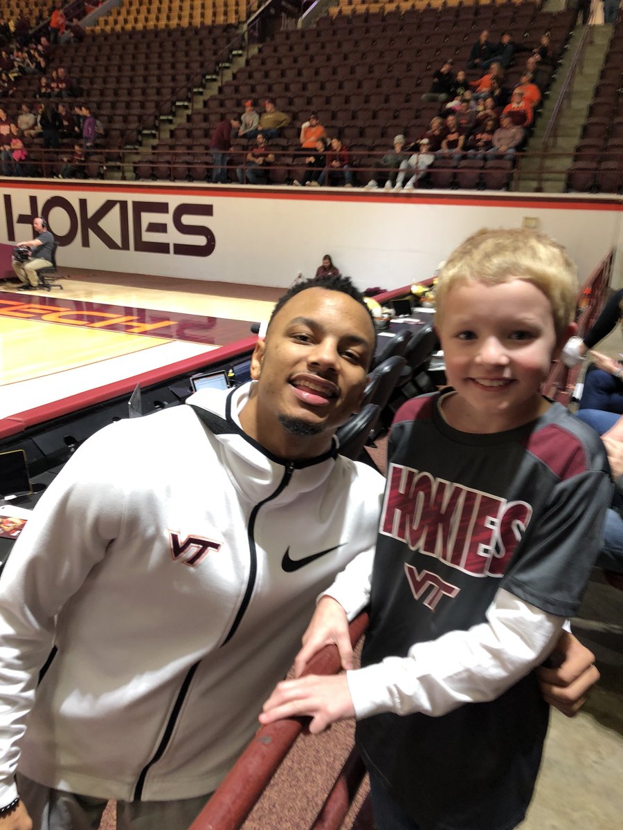 BBerry_Rx's tweet photo. A drive up from Georgia to get a pic with Justin Robinson and see my Hokies!  #ThisIsHome https://t.co/CGB2w3OjIN