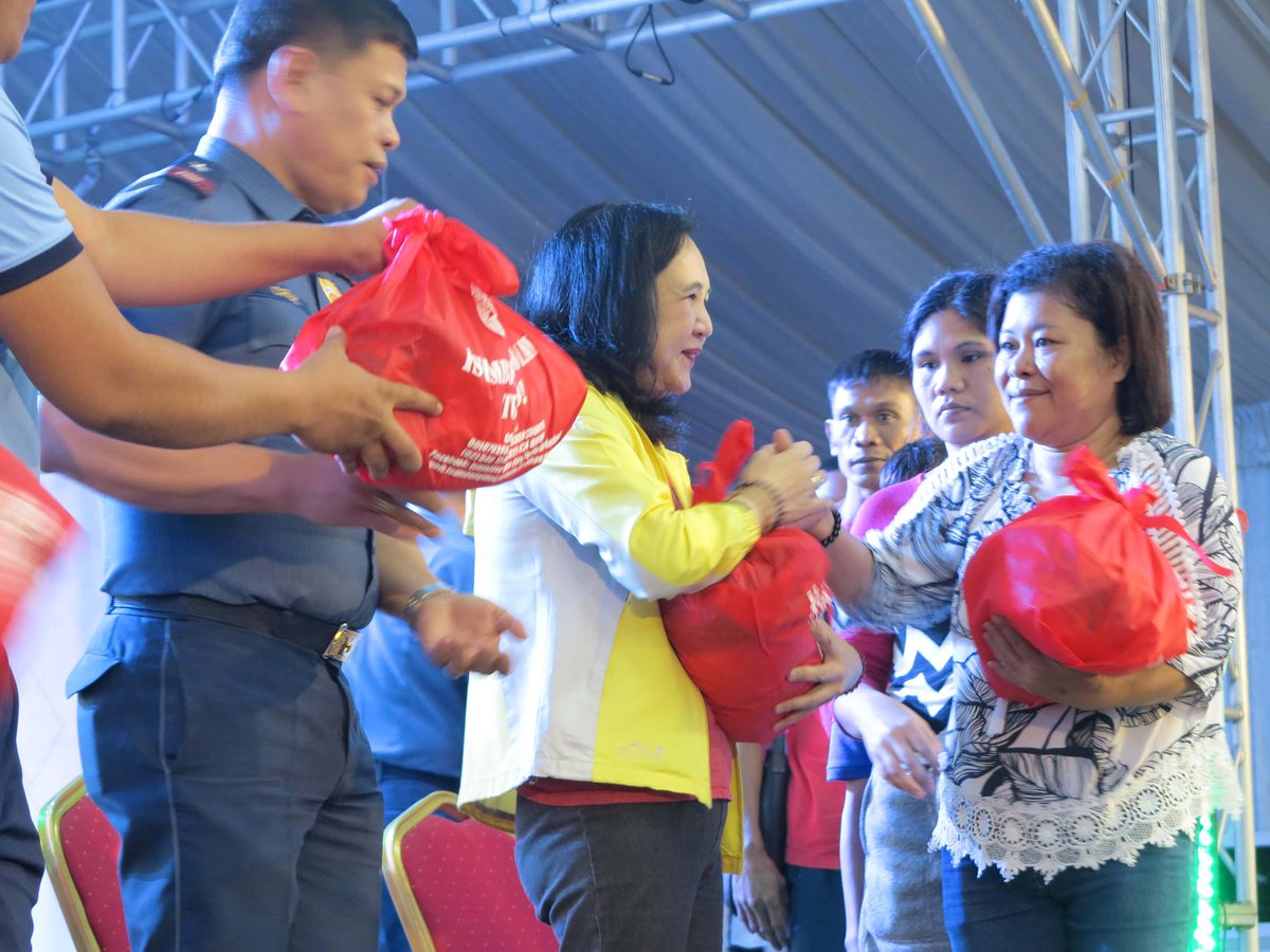 RamonTulfoII's tweet photo. Here are more photos of IMKT's gift giving activity that was held in Taguig yesterday. May the spirit of the season inspire us all.
Click here: https://t.co/9qS2NWsSmr
#Tulfo #RamonTulfo #MonTulfo #IMKT https://t.co/6gr1IAt8sw