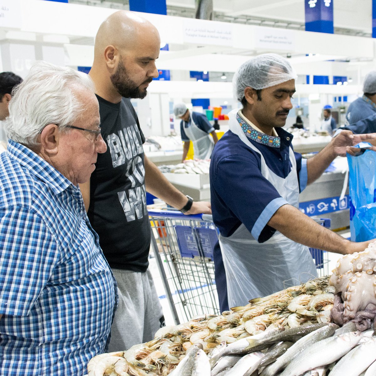 Visit the #WaterfrontMarket to #experience a no-fuss #shopping experience!
#WFM #FreshProducts #Freshness #VisitUs #MyDubai #Dubai #UAE