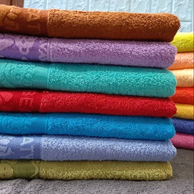 Ferinatex's tweet photo. Saya menjual Handuk Mandi ... seharga Rp37.200. Dapatkan produk ini hanya di Shopee! https://t.co/ReAD8hzjmt #ShopeeID https://t.co/xIxIeWvokC