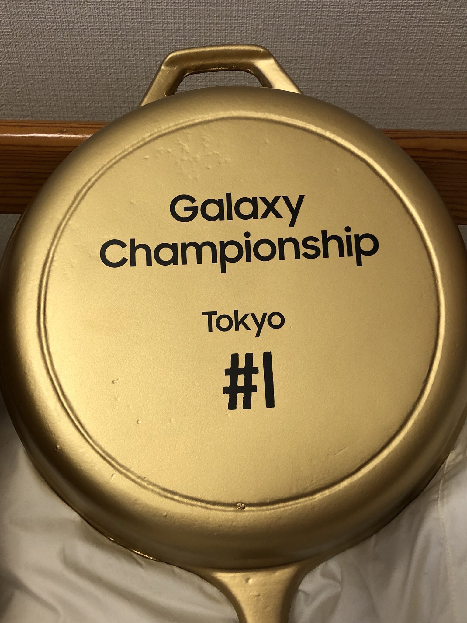 Reject Pubgモバイル部門 Planet選手の元に オフライン大会での優勝商品が 世界に4つしかないフィギュアや 金のフライパン Galaxynote9 ほっ 欲しい Arg Pubg Mobile Galaxynote9 T Co Pu9w9g4dyw Twitter