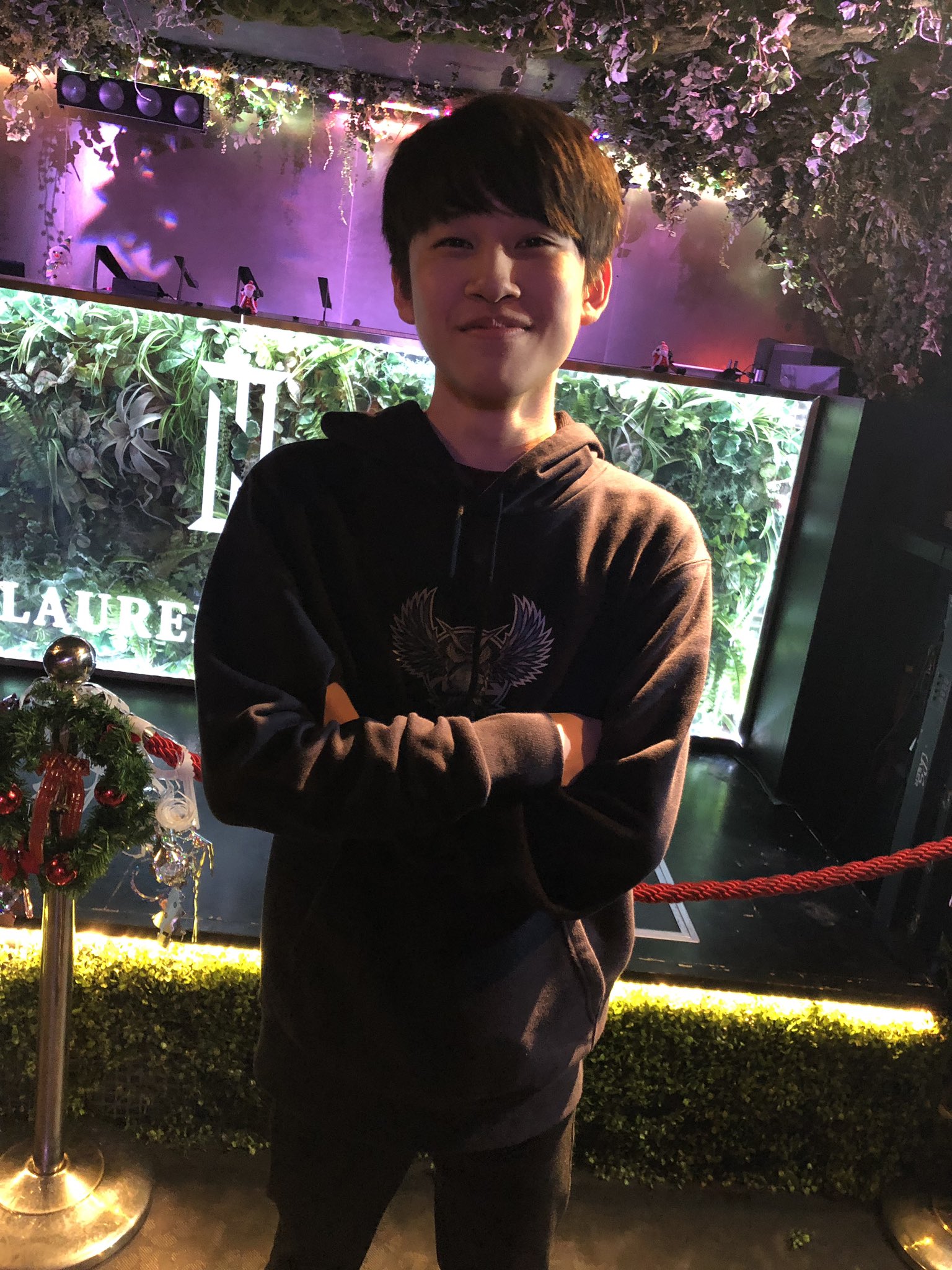 Twitter 上的 Reject Pubgモバイル部門 Planet選手の元に オフライン大会での優勝商品が 世界に4つしかないフィギュアや 金のフライパン Galaxynote9 ほっ 欲しい Arg Pubg Mobile Galaxynote9 T Co Pu9w9g4dyw Twitter
