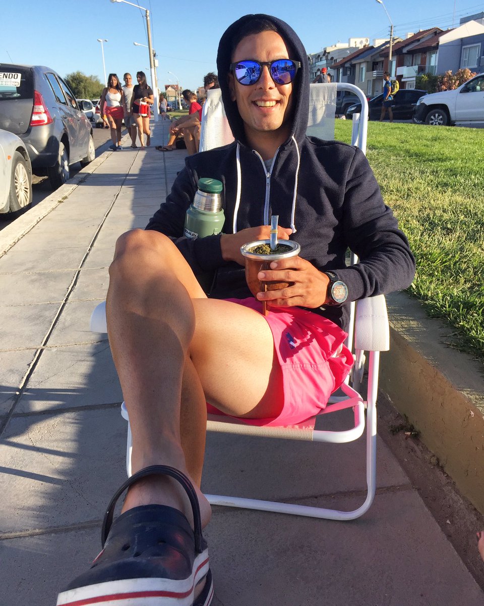 omarazzem1's tweet photo. Disfrutando unos días! 🐳 https://t.co/Wjn8qo6Aof
