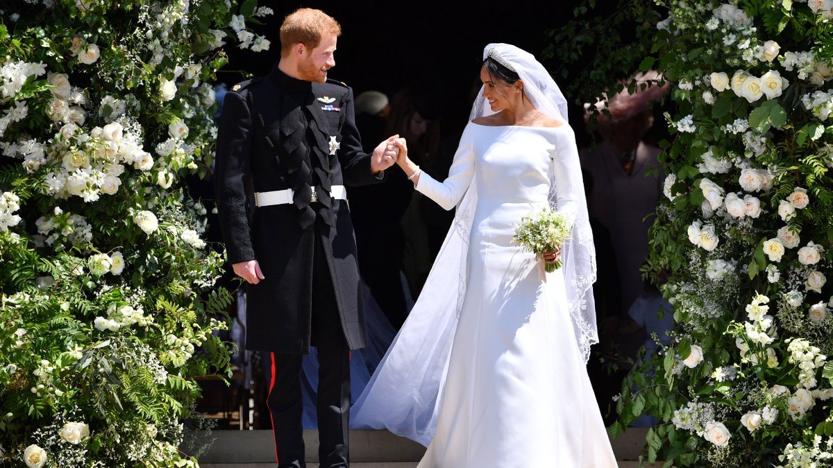 FashionWeek's tweet photo. To the bride! From #MeghanMarkle in #Givenchy to #PriyankaChopra in #RalphLauren, see what a few of the brides who said  'I do' wore in 2018. 👰 https://t.co/GZBREz940P