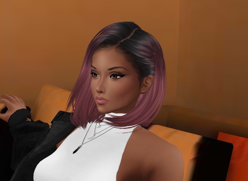 OnlineDrLeZ's tweet photo. Hrs earlier...moods #OnlyIMVU #HappyWeekend #YearEnding https://t.co/1pbGKMpL8m