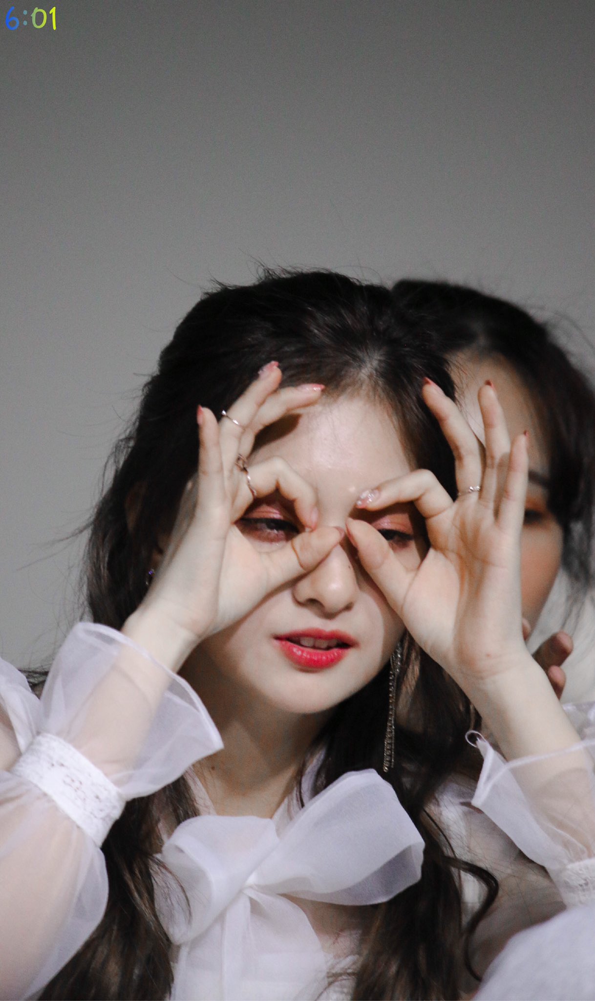 DvjYFgDV4AAFe0M.jpg:orig