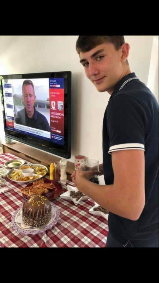Fintan96861241's tweet photo. Everyone follow our page for Liam Missing Liam Smith 
Liam Smith🙏🏼 age 16 still missing from the Aberdeen/Aberdeenshire area if anyone has any information please don’t hesitate to contact 101 https://t.co/V2w56vksF3