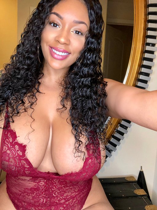 Life&rsquo;s great 🥰 https://t.co/JpC9rUzFYn<a href="/tag/aundreanarene"class="tags"><span>#aundreanarene</span></a>