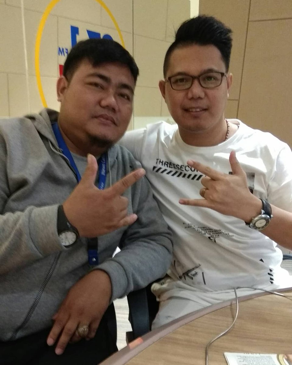 Yudhi Gendut971 (@yudhi_gendut) on Twitter photo <a href="/rdi971/">97.1 FM RADIO RDI JKT</a> #sabtuwoles assalamualaikum k @shandrarose19 d play pacar selingan <a href="/andrigo_box/">AndrigoPacarSelingan</a> ccnya <a href="/Alhawasyifah1/">💞Bunda Syifah💞</a>
<a href="/yatisujana68/">Yati_sujana</a>
<a href="/Nurhayati_sumba/">Nurhayati Ket Shang</a>
<a href="/nuryanitest123/">Afiq Naufal Hisyam (Pau Pau)</a>
<a href="/dwansenanti/">nurmini Senanti</a>
<a href="/Indahsu73668661/">Indahsu73668662</a>
<a href="/iffazakiaa971/">❤️ I F F a H _ S u B e k T i ❤️</a>
<a href="/Ina_Rhaina/">Ina_Raina</a>
<a href="/ranti_maya/">MayaEksisNgapak😘</a>
<a href="/KhalifahNazua/">🌷Khalifah Nazua💏</a>
<a href="/Aprilia92355458/">Aprilia</a>
FCR @NheyRA_ <a href="/rdi971/">97.1 FM RADIO RDI JKT</a> #sabtuwoles assalamualaikum k @shandrarose19 d play pacar selingan <a href="/andrigo_box/">AndrigoPacarSelingan</a> ccnya <a href="/Alhawasyifah1/">💞Bunda Syifah💞</a>
<a href="/yatisujana68/">Yati_sujana</a>
<a href="/Nurhayati_sumba/">Nurhayati Ket Shang</a>
<a href="/nuryanitest123/">Afiq Naufal Hisyam (Pau Pau)</a>
<a href="/dwansenanti/">nurmini Senanti</a>
<a href="/Indahsu73668661/">Indahsu73668662</a>
<a href="/iffazakiaa971/">❤️ I F F a H _ S u B e k T i ❤️</a>
<a href="/Ina_Rhaina/">Ina_Raina</a>
<a href="/ranti_maya/">MayaEksisNgapak😘</a>
<a href="/KhalifahNazua/">🌷Khalifah Nazua💏</a>
<a href="/Aprilia92355458/">Aprilia</a>
FCR @NheyRA_