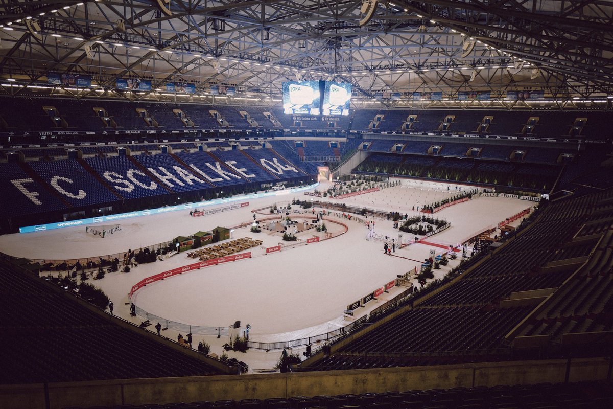 Es ist angerichtet! 😎 🎿 🏆 Noch ist es ruhig hier, aber schon bald öffnen die Tore zur JOKA Biathlon-WTC 2018. ❄️

📺 Ab 17.50 Uhr überträgt <a href="/ZDFsport/">Inaktiver Account</a> live!

📸 Auf Instagram.com/biathlonaufsch… könnt ihr einen Blick hinter die Kulissen werfen.

#BiathlonAufSchalke #WTC18