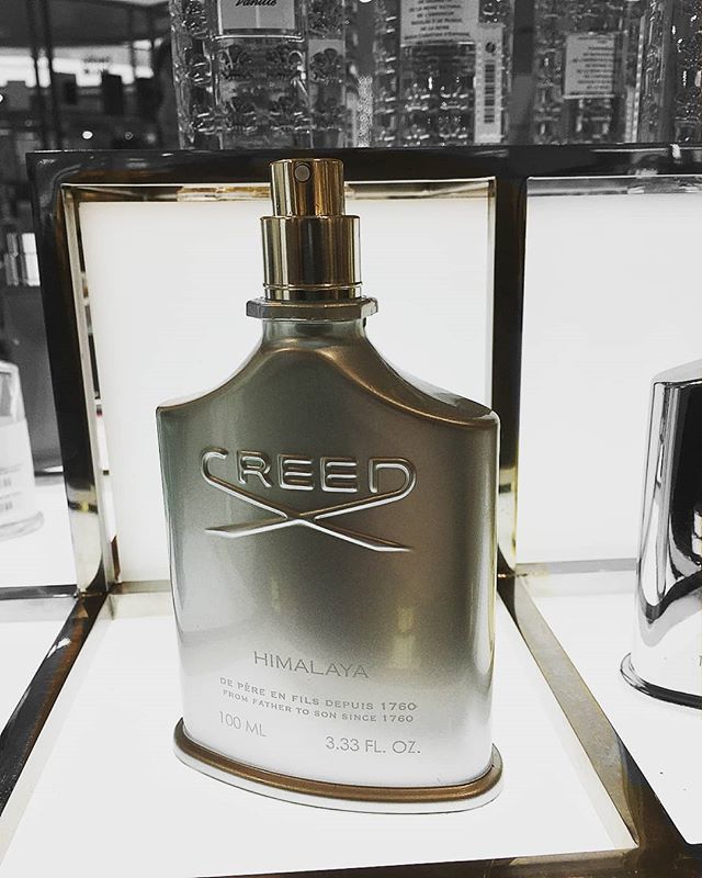 LifeFrag's tweet image. Himalaya by Creed - Opening with Grapefruit, Bergamot &amp;amp; Sicilian Lemon onto a Sandalwood heart before settling into a Musk, Ambergris &amp;amp; Cedarwood base. Classic fresh from Creed. Not much to dislike. Is this the most underrated Creed fragrance? #fragrance #fragrances #perfume…