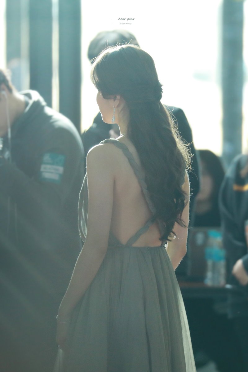 dearmypear's tweet photo. [181128] AAA 수지

무보정이 제일 예쁘쟈나ㅠㅠㅠㅠ

#SUZY #수지 @JYPESuzy https://t.co/tbNAdtlLL8