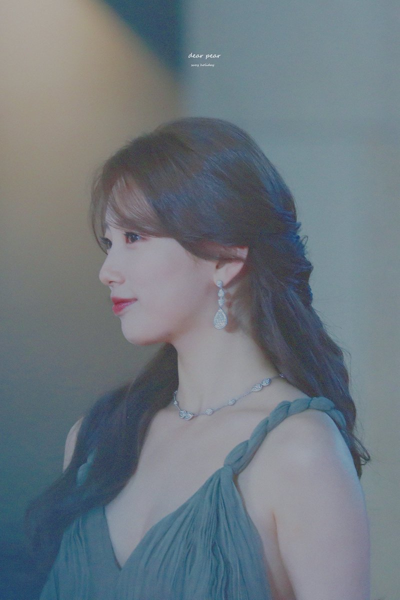 dearmypear's tweet photo. [181128] AAA 수지

동화속에서 나오셨답니다,,

#SUZY #수지 @JYPESuzy https://t.co/l5l8tmTXQz