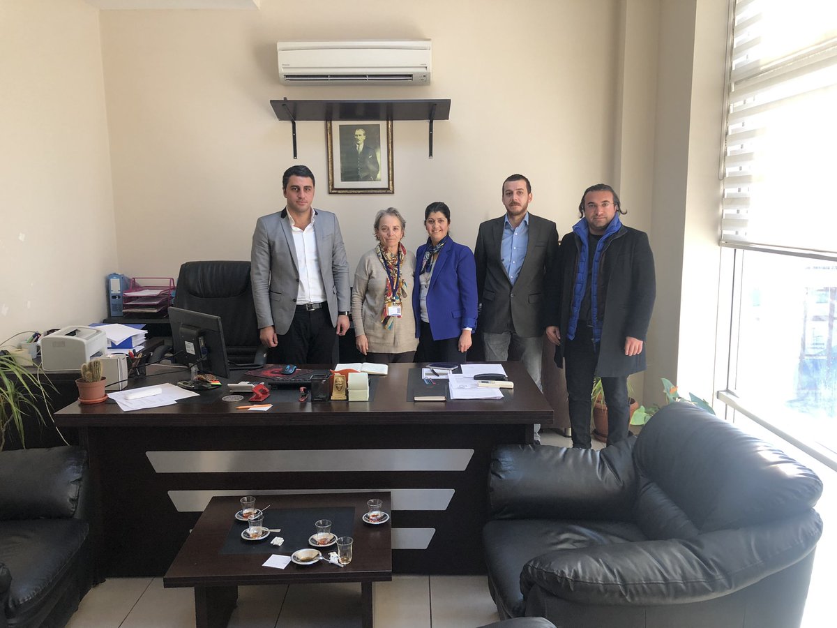 birkanacar35's tweet photo. Her Zaman İşçicinin Emekçinin Yanında Yer Alan, Seferihisar Yönetimi Ve Belediye Başkanı Tunç SOYER ile Toplu Sözleşme Görüşmelerine Başlamış Bulunmaktayız. https://t.co/Hg07FolDxM